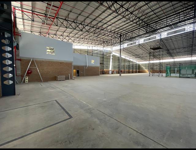 5,473M² WAREHOUSE TO LET IN RANDJESPARK